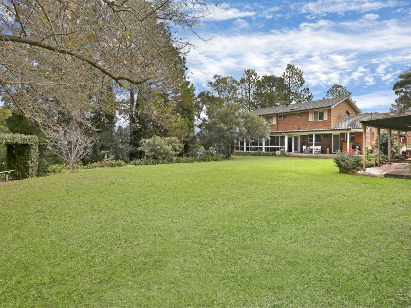 12 Emperor Place, Kenthurst NSW 2156