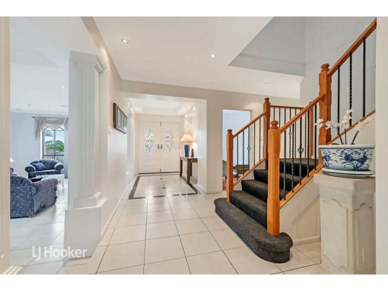 19 Settlers Close, Castle Hill NSW 2154