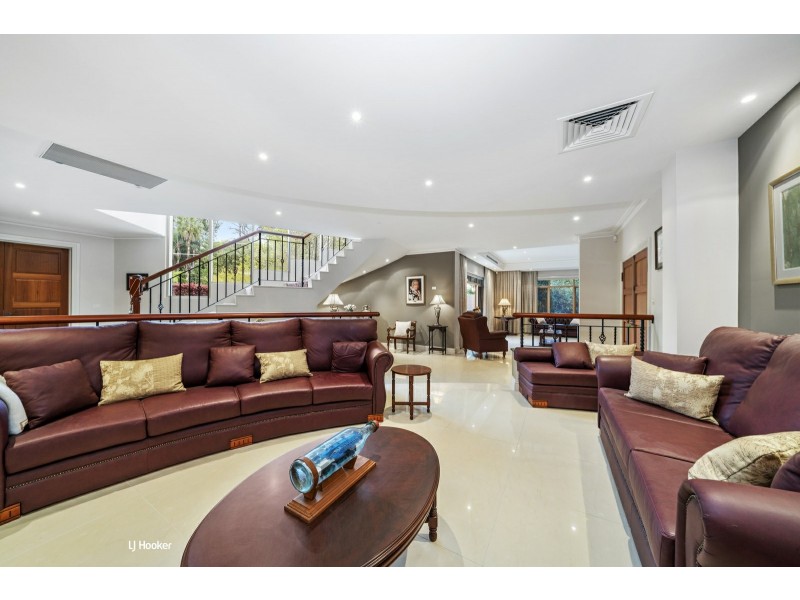 42 Cobah Road, Arcadia NSW 2159