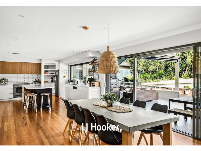 6 Chapman Avenue, Castle Hill NSW 2154