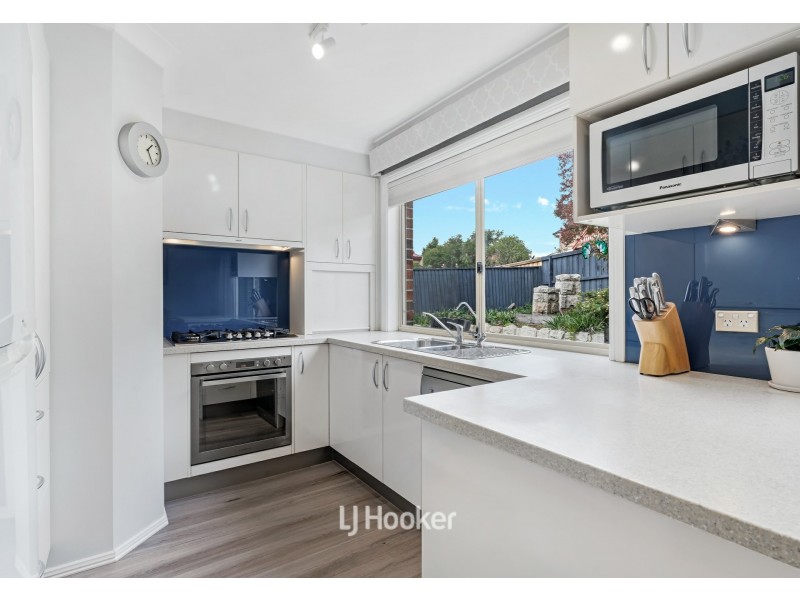 17 Hickory Place, Dural NSW 2158