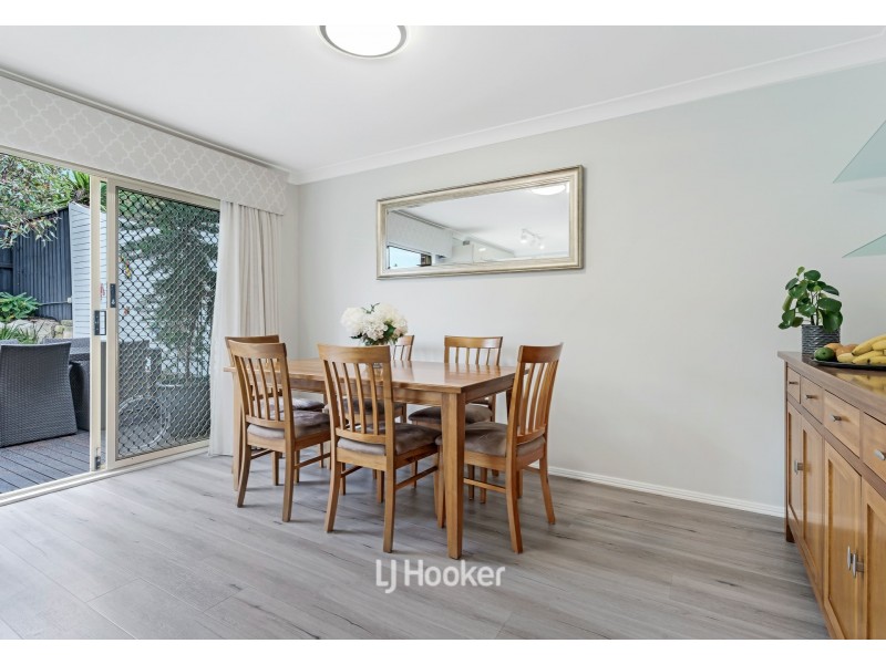 17 Hickory Place, Dural NSW 2158