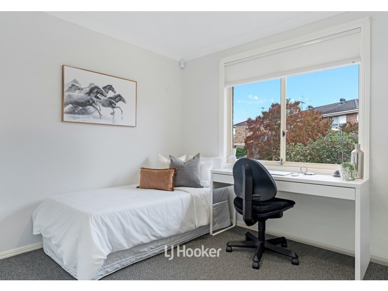 17 Hickory Place, Dural NSW 2158