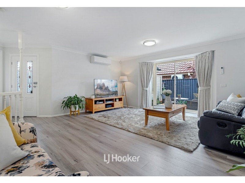 17 Hickory Place, Dural NSW 2158