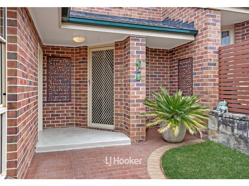 17 Hickory Place, Dural NSW 2158