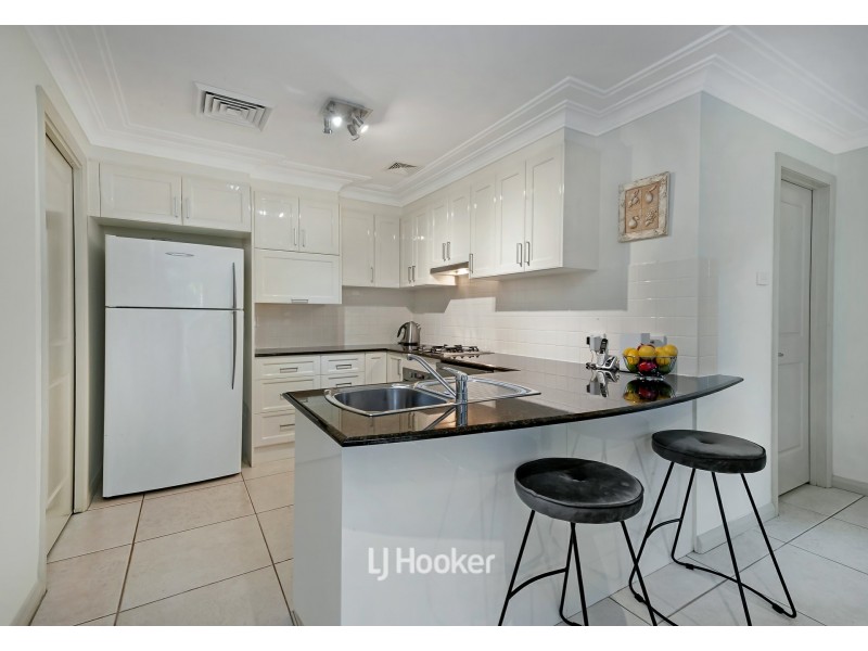 27 Government Farm Crescent, Castle Hill NSW 2154