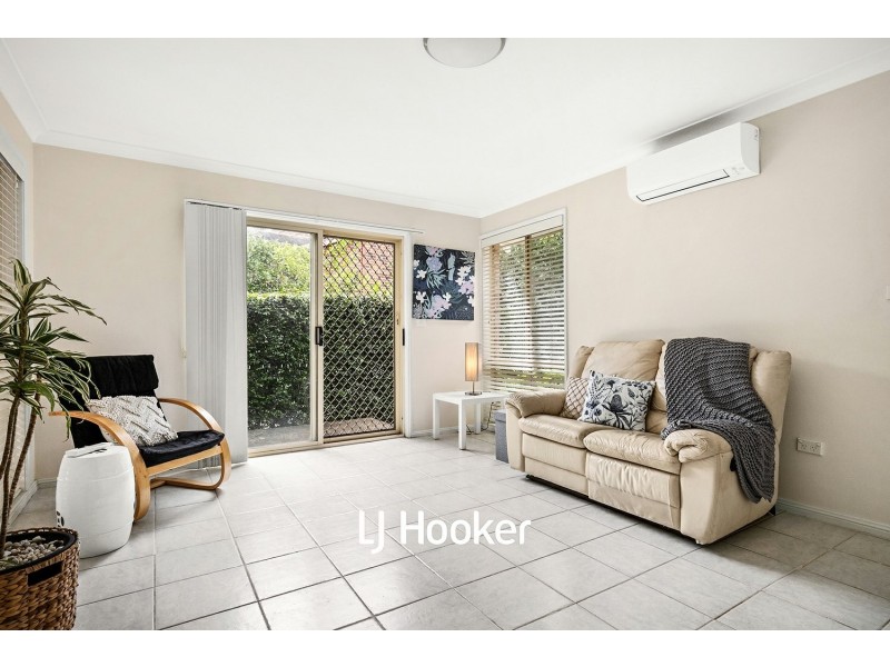 27 Longworth Crescent, Castle Hill NSW 2154