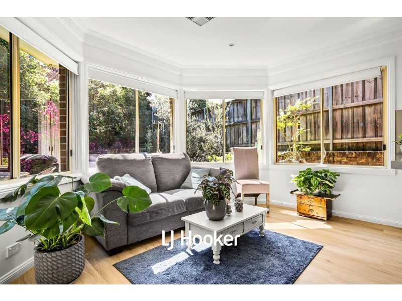 1 Finchley Place, Glenhaven NSW 2156