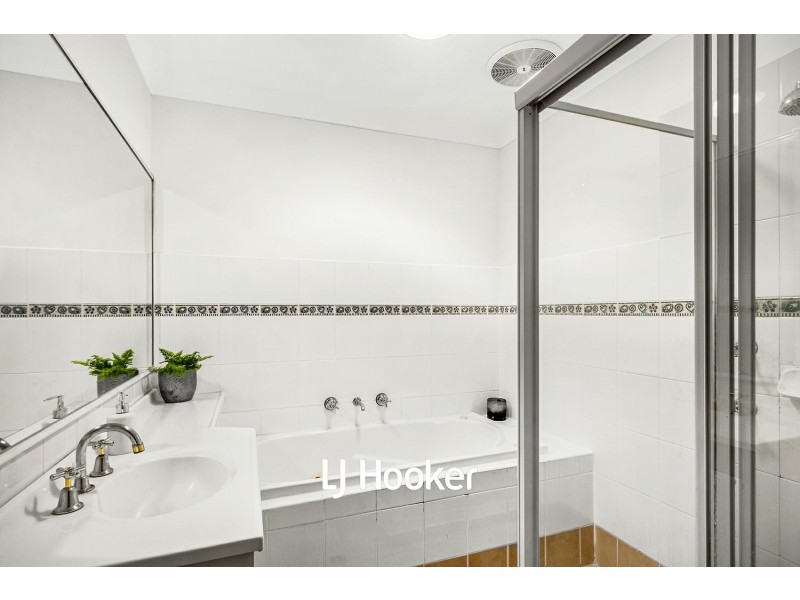 1 Finchley Place, Glenhaven NSW 2156