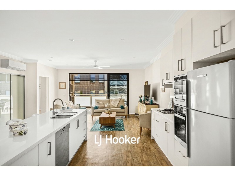 74/28 Rosebank Avenue, Dural NSW 2158