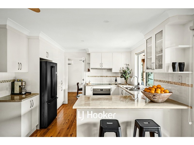 8 Araluen Place, Glenhaven NSW 2156