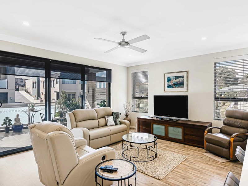 69/28 Rosebank Avenue, Dural NSW 2158