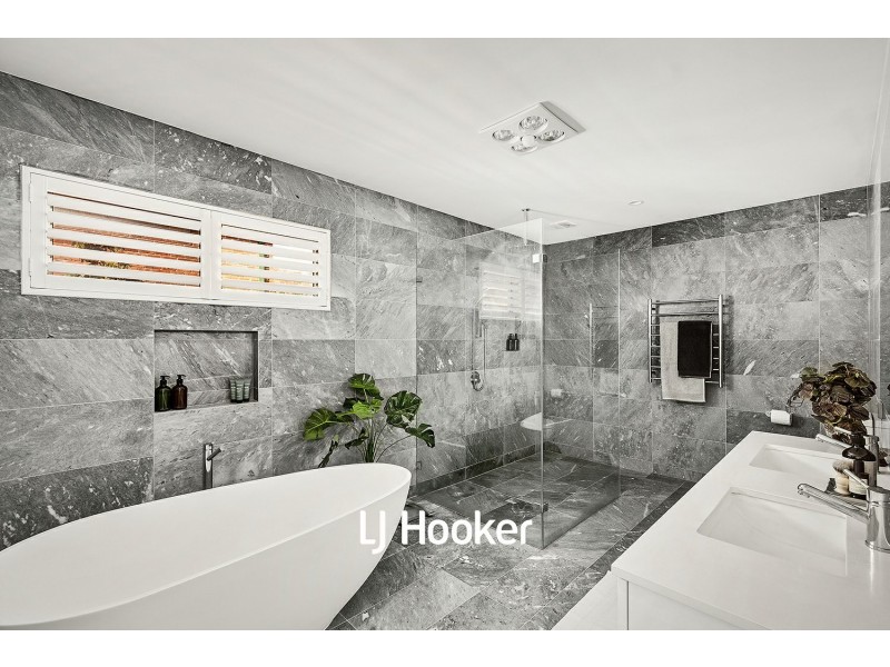 4 Glenshee Place, Glenhaven NSW 2156