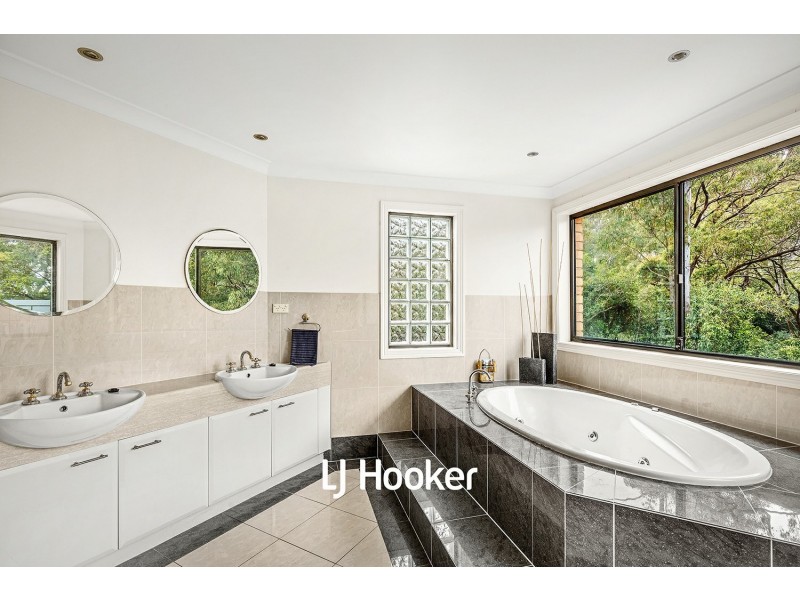 14 Huntingdale Circle, Castle Hill NSW 2154