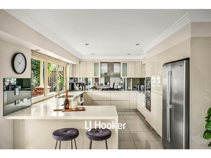 10 Fingal Avenue, Glenhaven NSW 2156