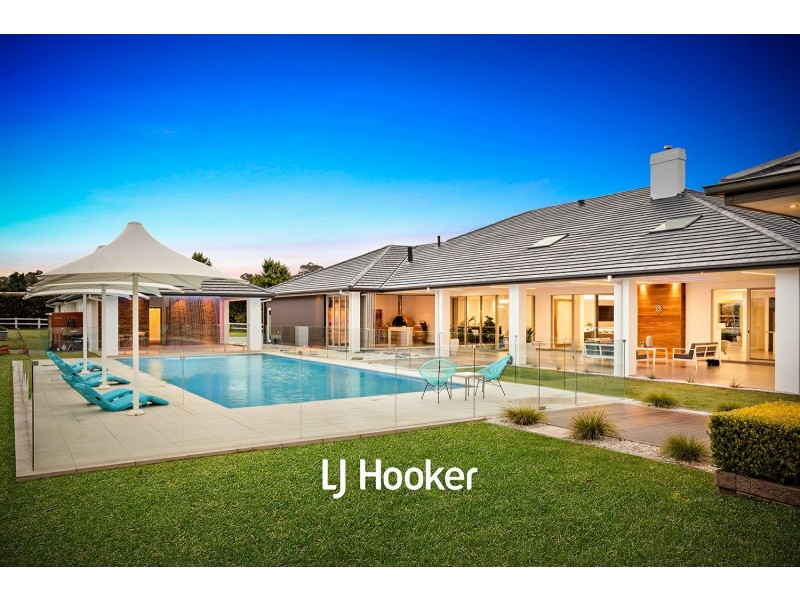 8 Gilligans Road, Dural NSW 2158