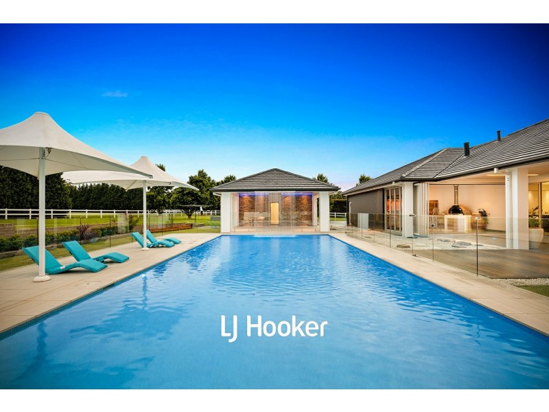 8 Gilligans Road, Dural NSW 2158