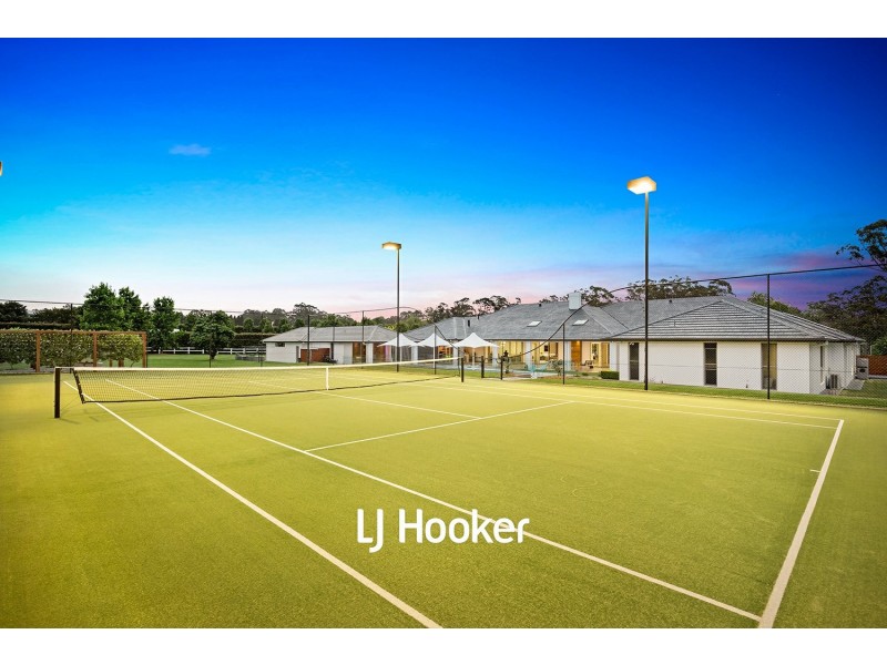 8 Gilligans Road, Dural NSW 2158