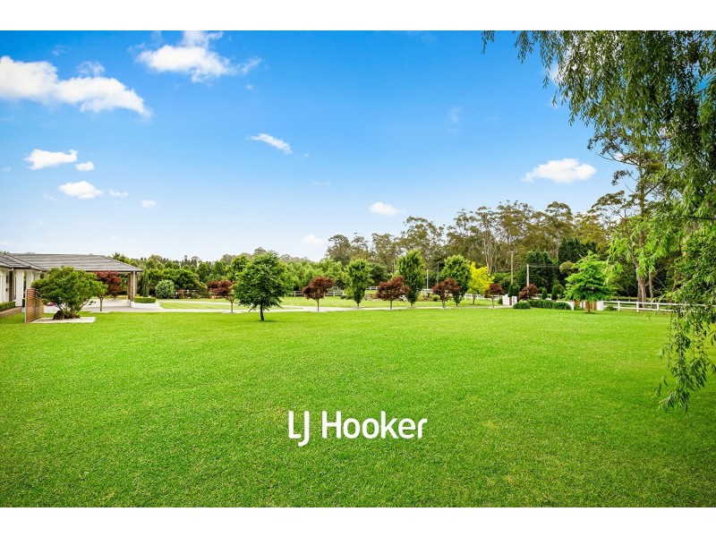 8 Gilligans Road, Dural NSW 2158