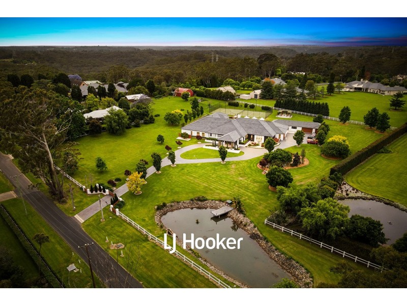 8 Gilligans Road, Dural NSW 2158