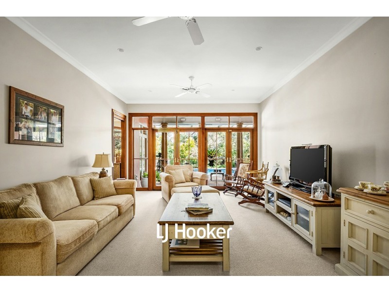 12 Binalong Road, Kenthurst NSW 2156