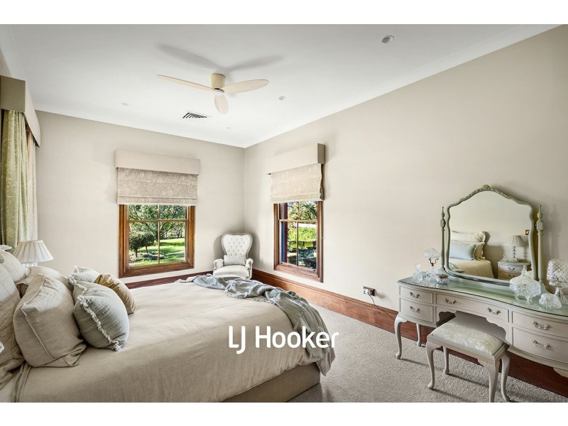 12 Binalong Road, Kenthurst NSW 2156