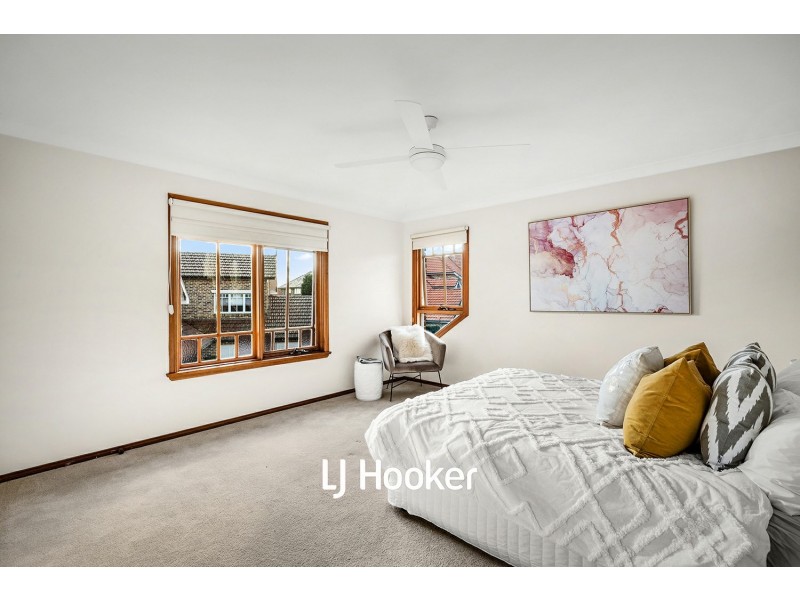8 Golders Green Way, Glenhaven NSW 2156