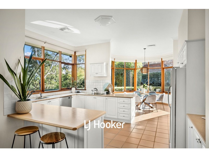 8 Golders Green Way, Glenhaven NSW 2156