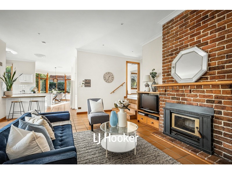 8 Golders Green Way, Glenhaven NSW 2156