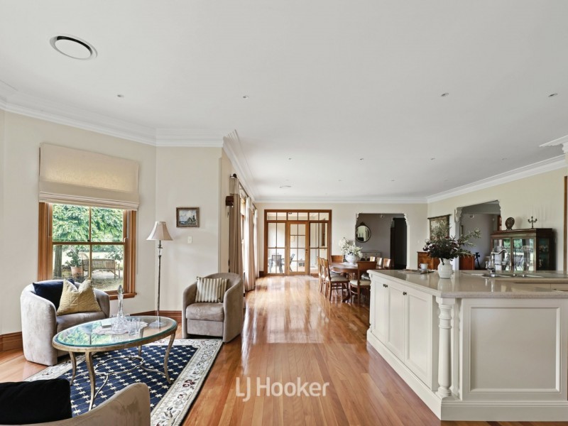 6 Hemers Road, Dural NSW 2158