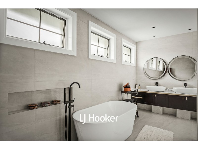 34 Cranstons Road, Middle Dural NSW 2158