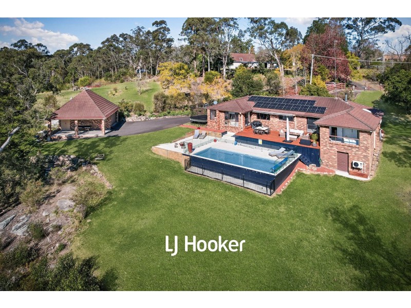 4 Elaine Place, Middle Dural NSW 2158