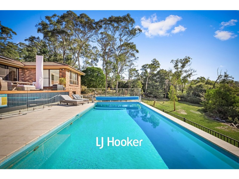 4 Elaine Place, Middle Dural NSW 2158