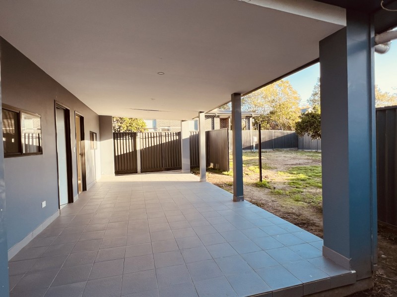 1 Glen Street, Galston NSW 2159