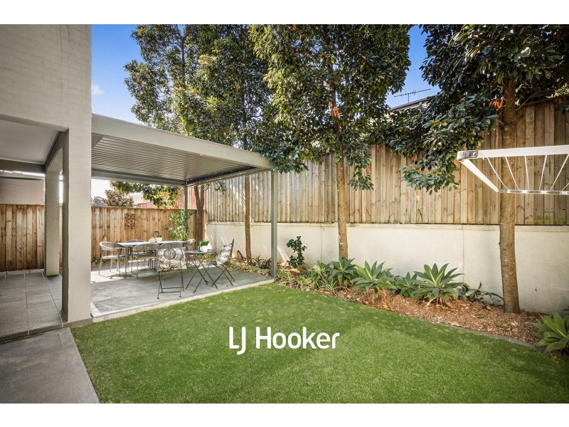 12 Baronia Circuit, Castle Hill NSW 2154