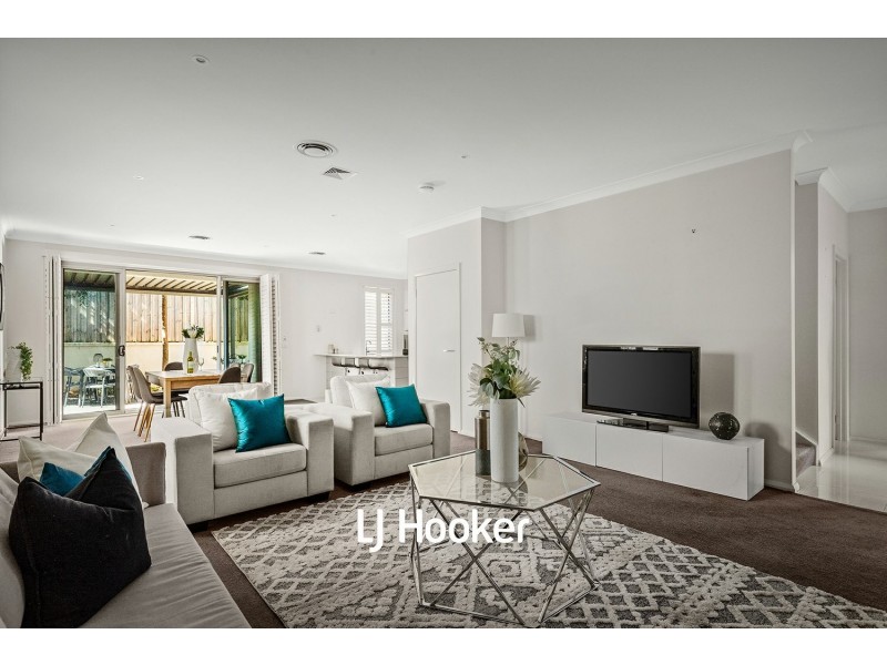 12 Baronia Circuit, Castle Hill NSW 2154