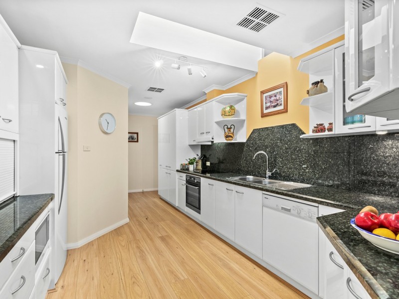 9 Chainmail Crescent, Castle Hill NSW 2154