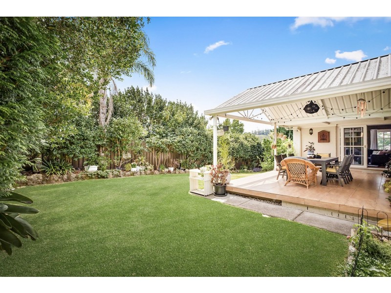 12 Lynstock Avenue, Castle Hill NSW 2154