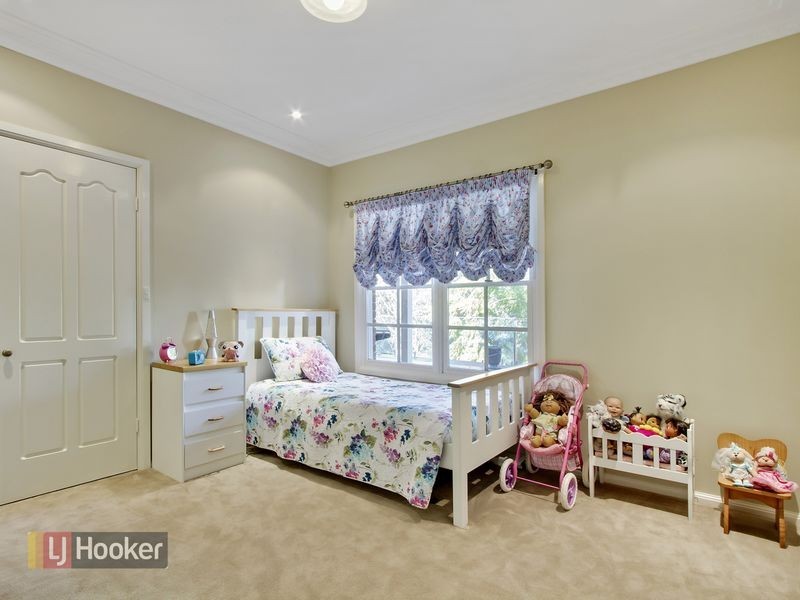 22 Gilligans Rd, Dural NSW 2158