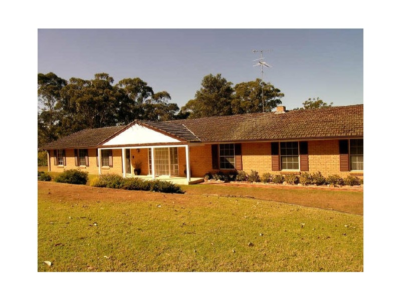 4 Banksia Place, Kenthurst NSW 2156