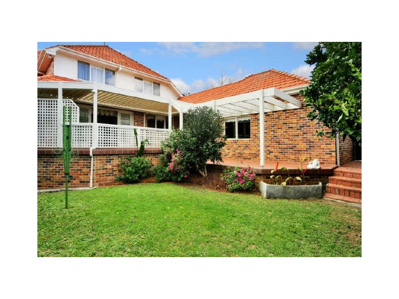 2 Golders Green Way, Glenhaven NSW 2156