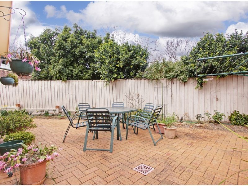 16a Evans Road, Glenhaven NSW 2156