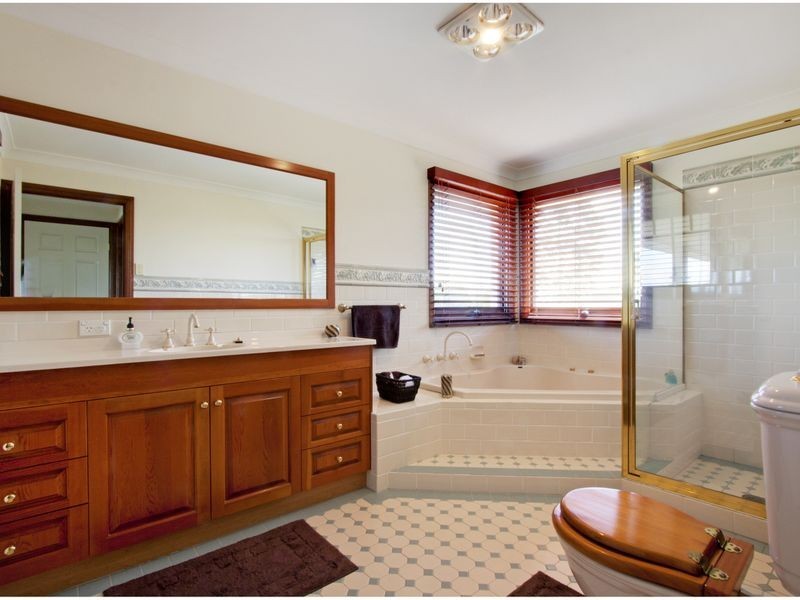 4 Oakridge Place, Kenthurst NSW 2156