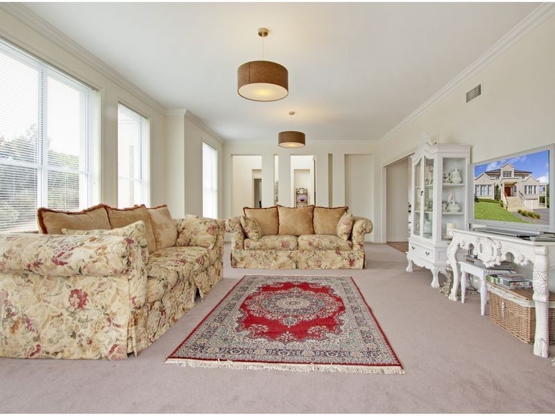 2 Woongarra Way, Glenhaven NSW 2156