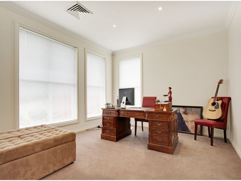 2 Woongarra Way, Glenhaven NSW 2156