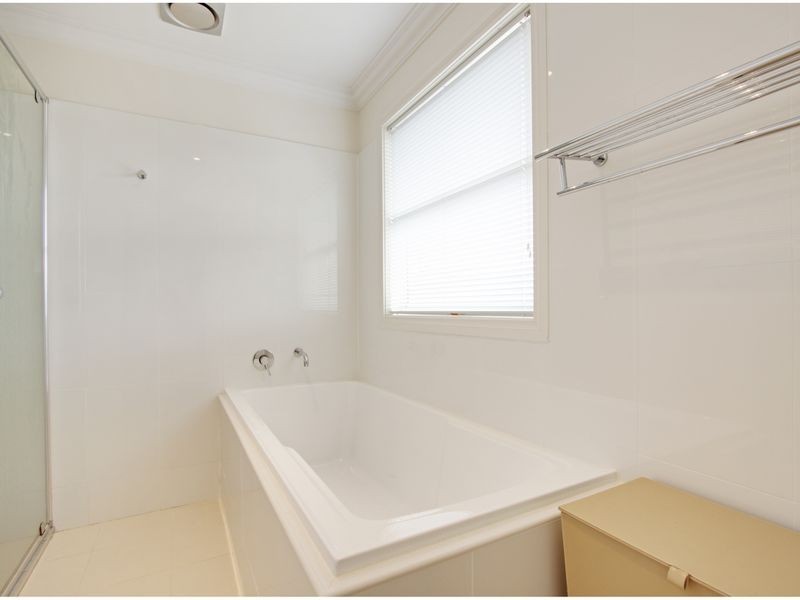 2 Woongarra Way, Glenhaven NSW 2156