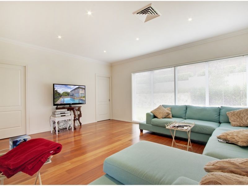 2 Woongarra Way, Glenhaven NSW 2156