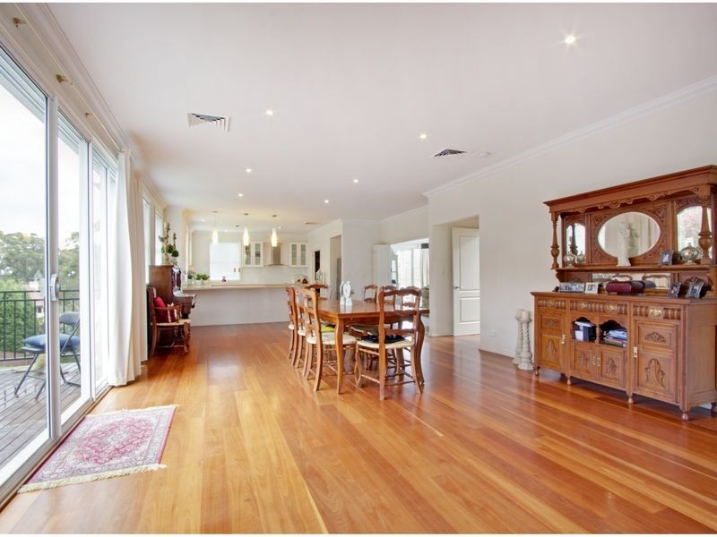 2 Woongarra Way, Glenhaven NSW 2156