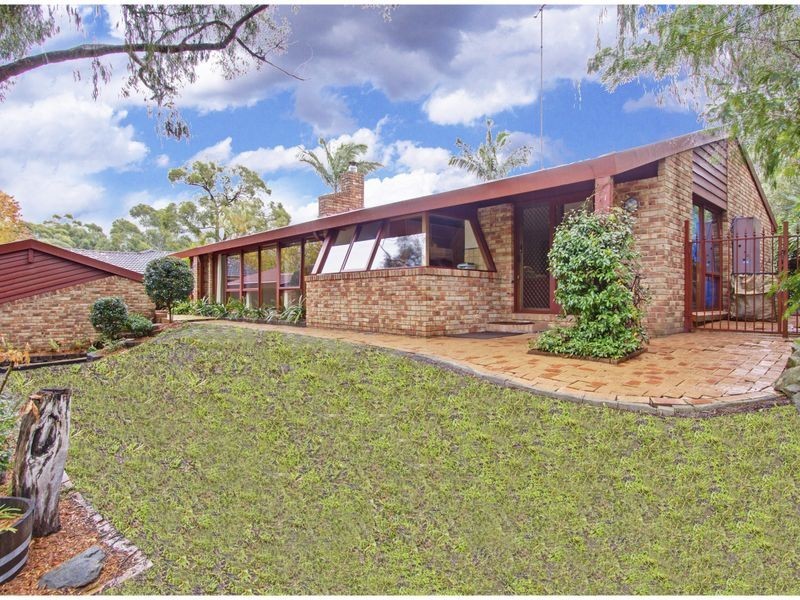 17 Carinda Drive, Glenhaven NSW 2156