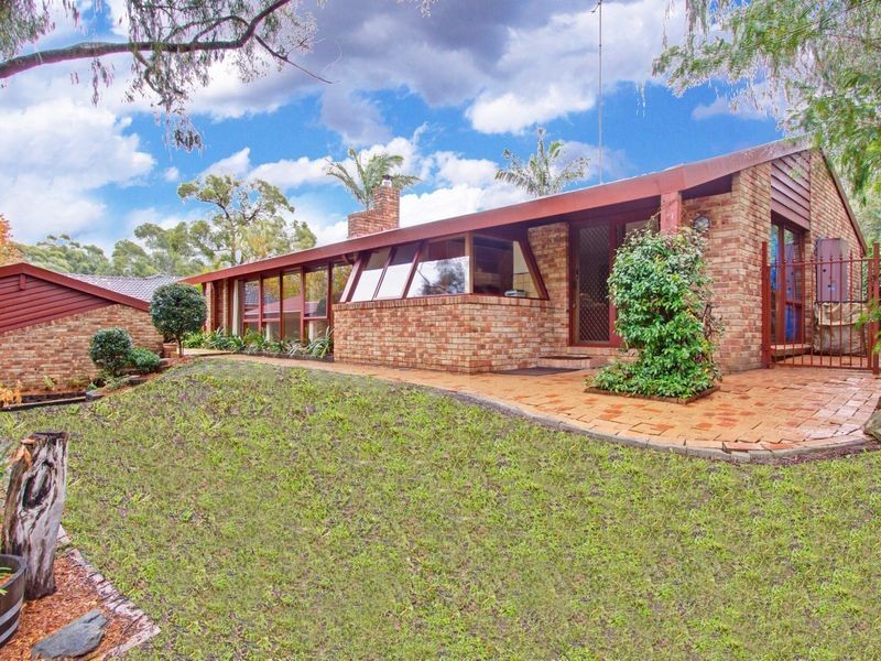 17 Carinda Drive, Glenhaven NSW 2156